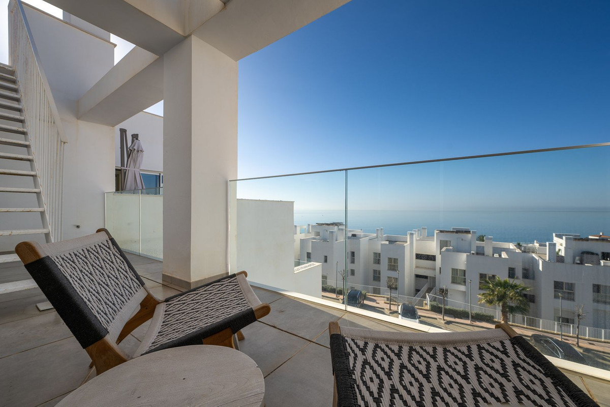 3 Bedroom Penthouse in Benalmádena - Photo 21