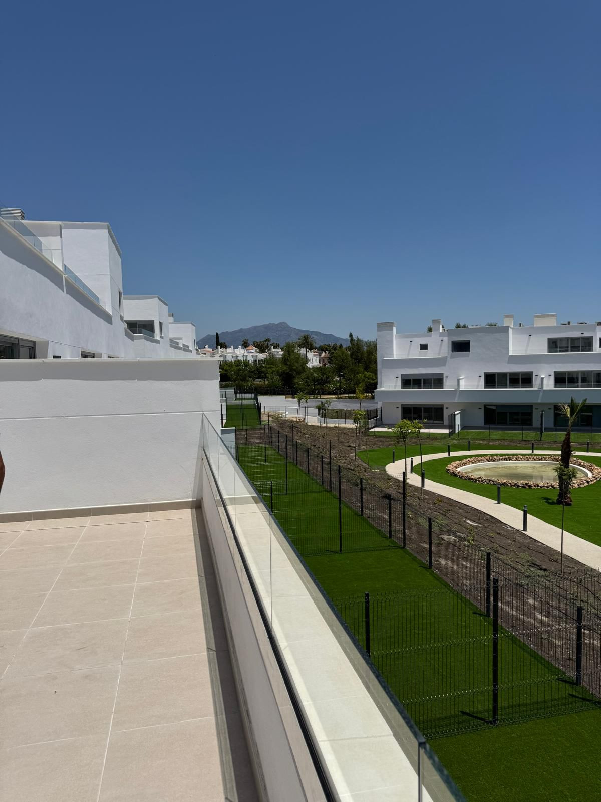 2 Bedroom Apartment in Estepona - Photo 19