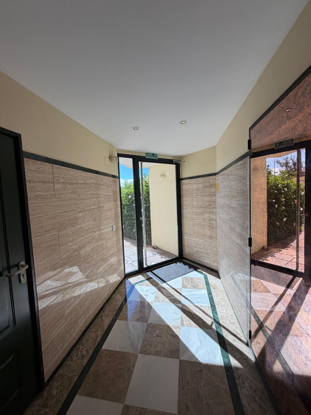 2 Bedroom Apartment in Marbella - Photo 13