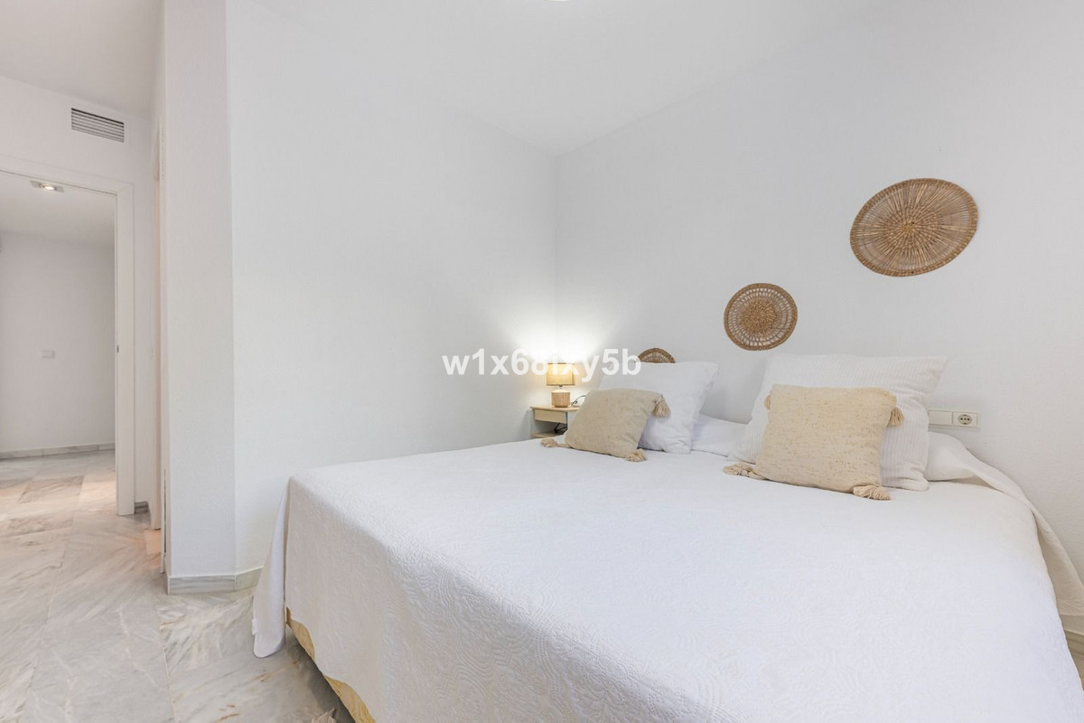 2 Bedroom Apartment in Manilva - Foto 15