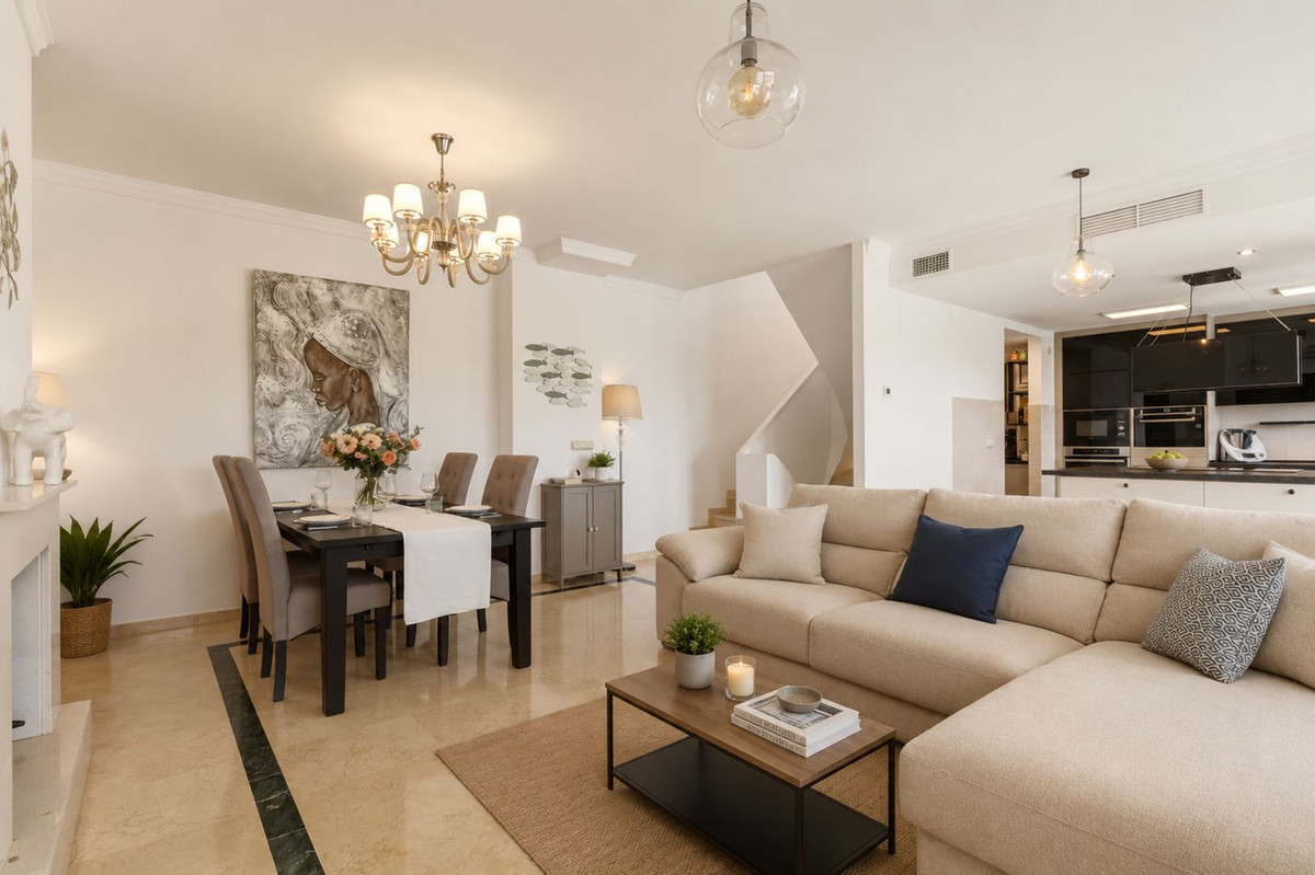 3 Bedroom Townhouse in Casares - Photo 7