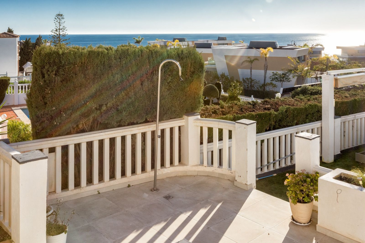 5 Bedroom Villa in Mijas - Photo 50