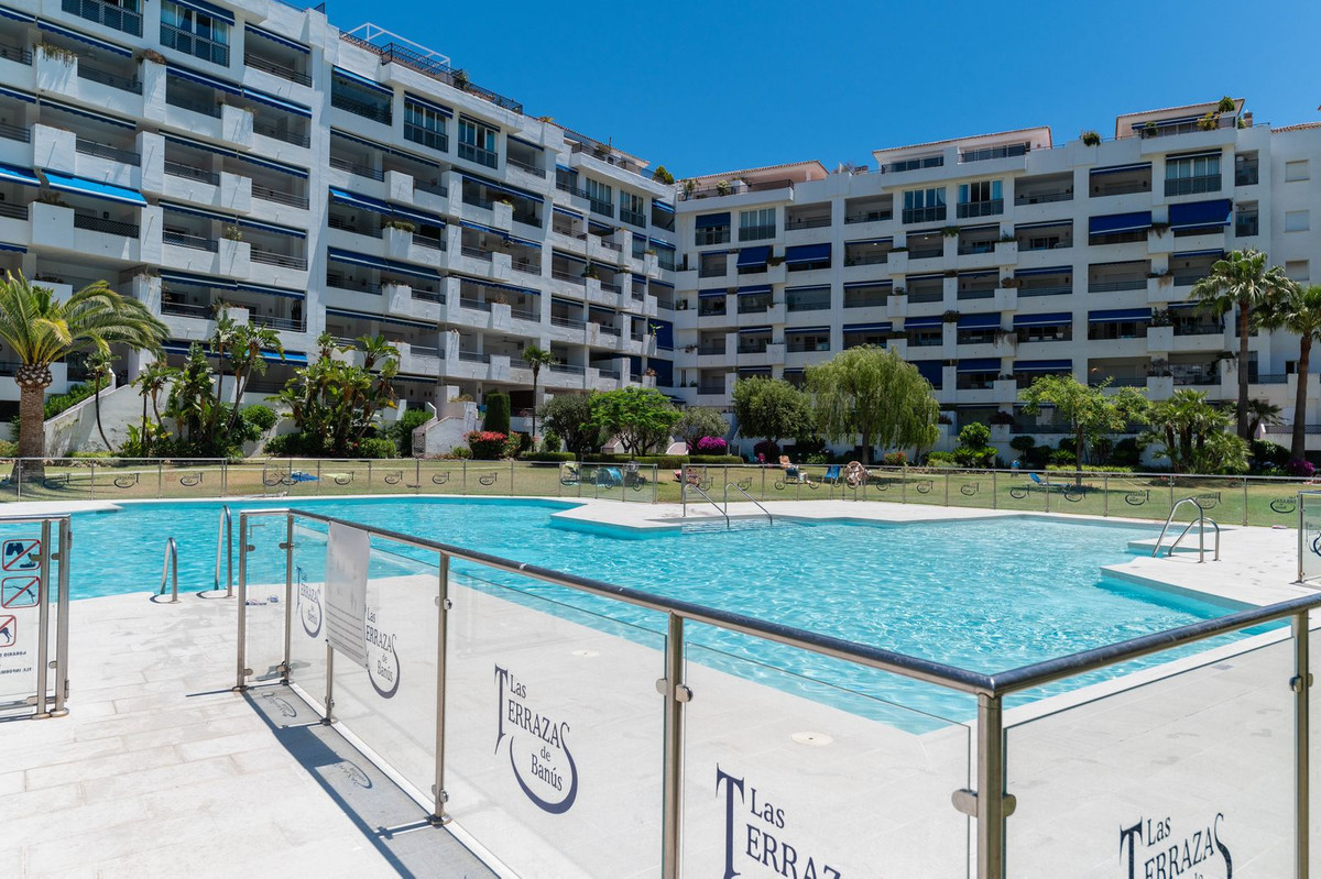 3 Bedroom Apartment in Marbella - Photo 29