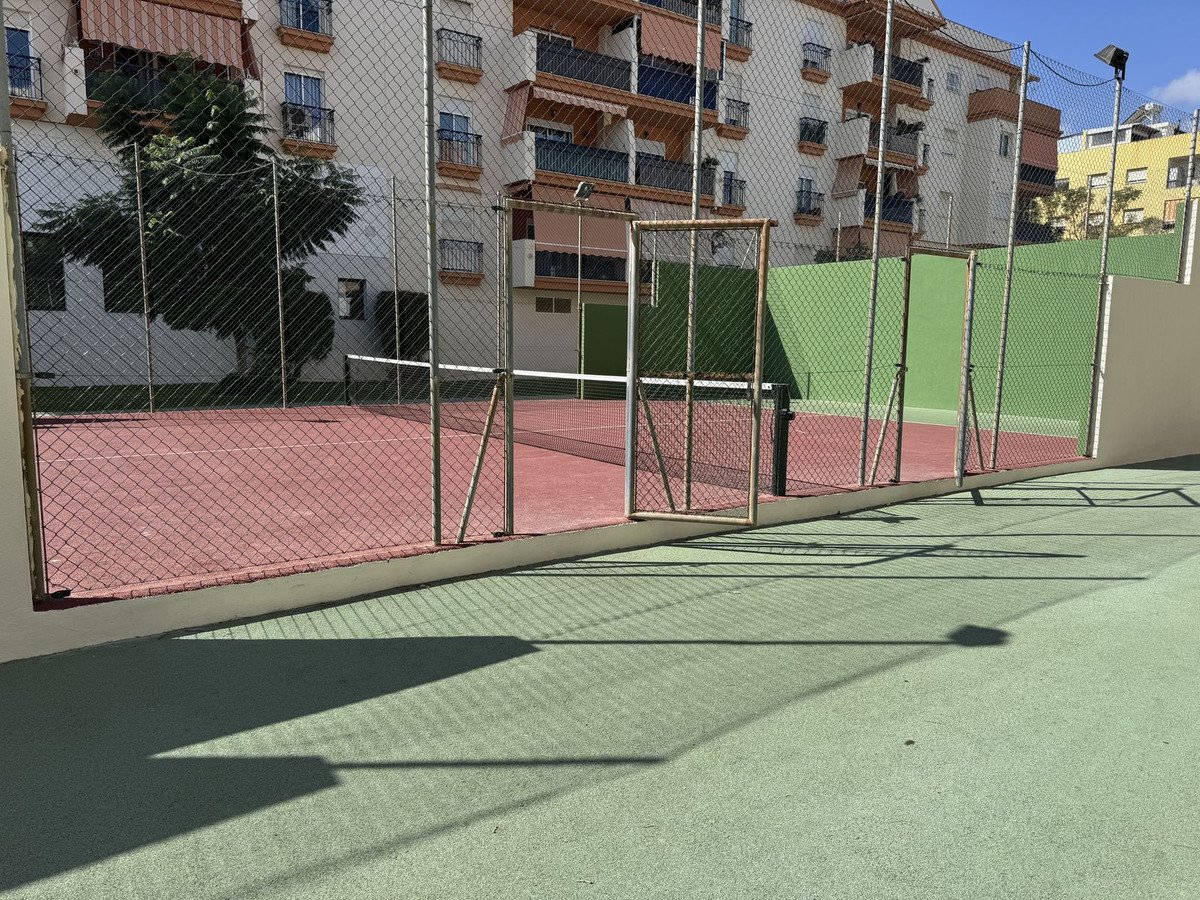 4 Bedroom Penthouse in Estepona - Foto 16