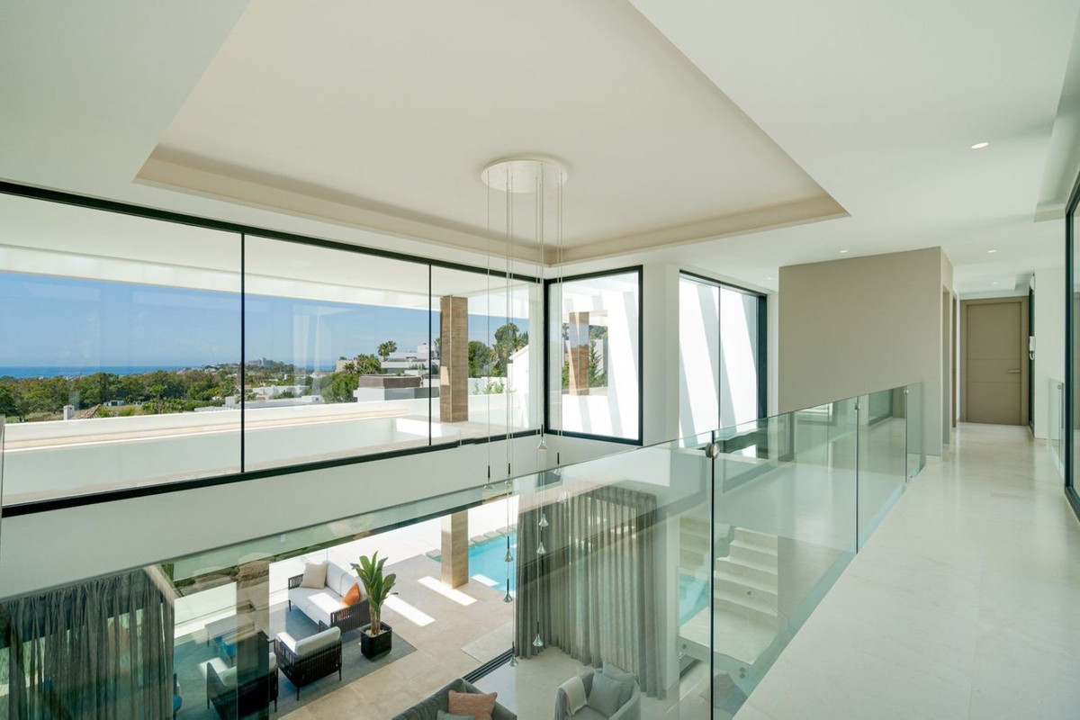 5 Bedroom Villa in Benahavís - Фото 19