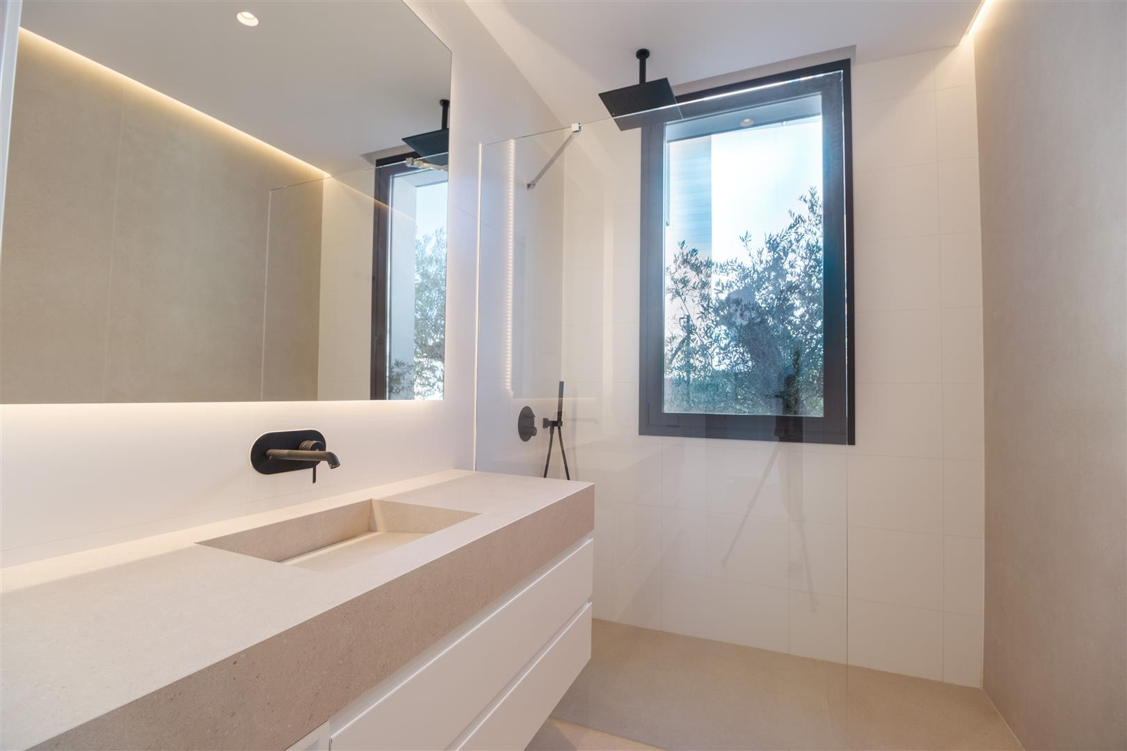 4 Bedroom Villa in Marbella - Foto 16
