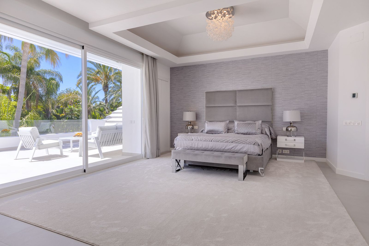 6 Bedroom Villa in San Pedro de Alcántara - Foto 26