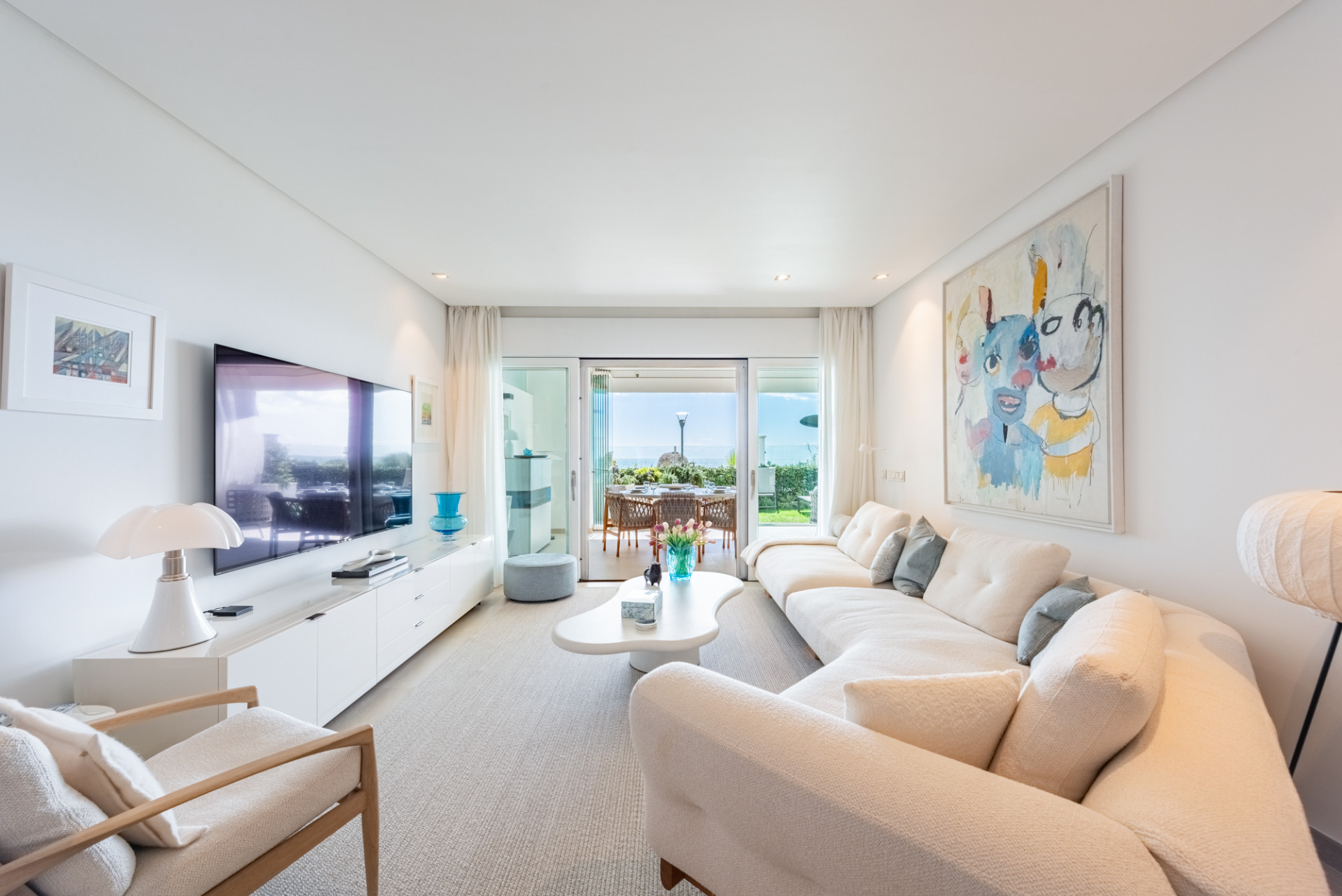 2 Bedroom Apartment in Estepona - Photo 7