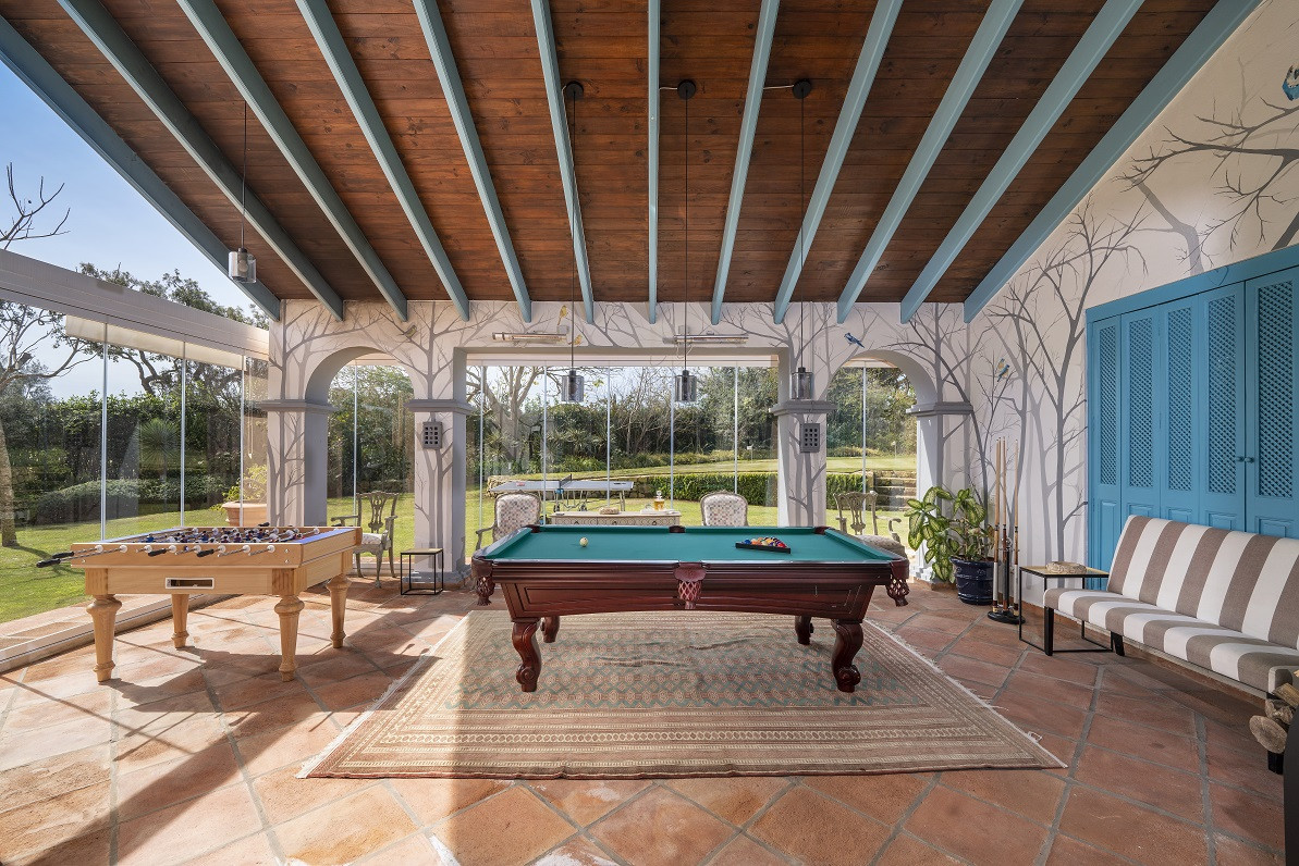 5 Bedroom Villa in San Roque - Photo 4