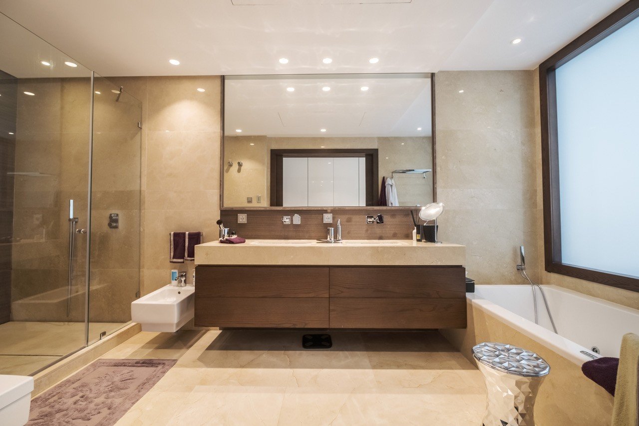 4 Bedroom Apartment in Marbella - Photo 16
