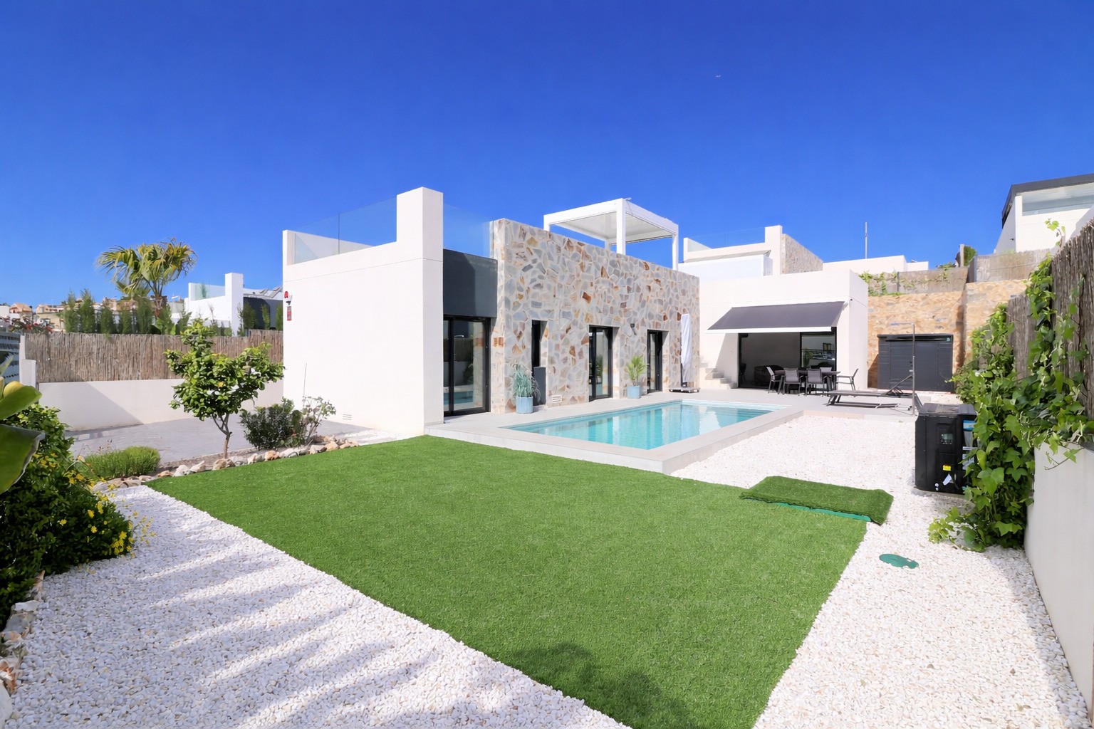 Moradia com 3 quartos com piscina em Alicante, Espanha – Foto 2