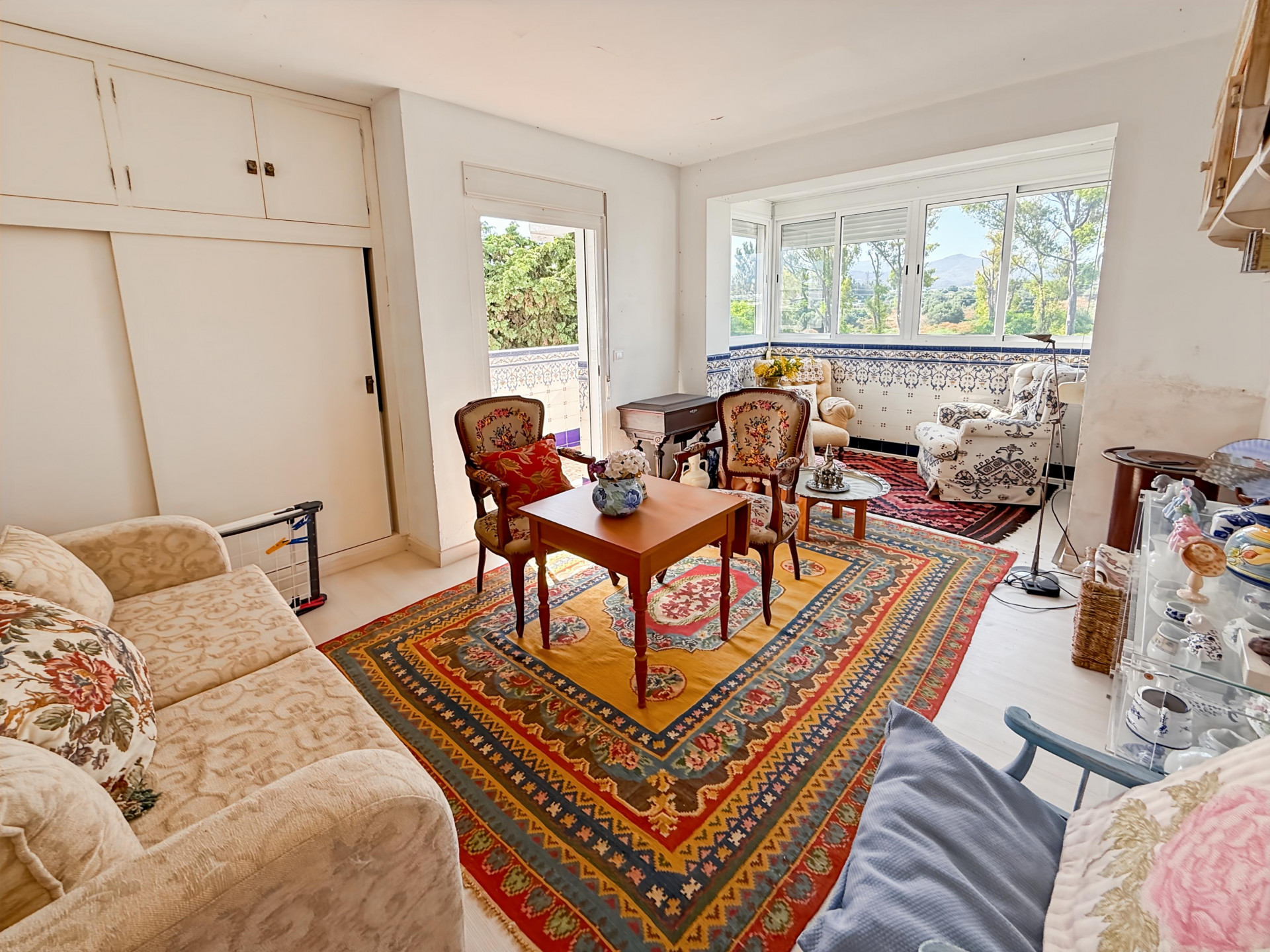 3 Bedroom Apartment in Estepona - Photo 5