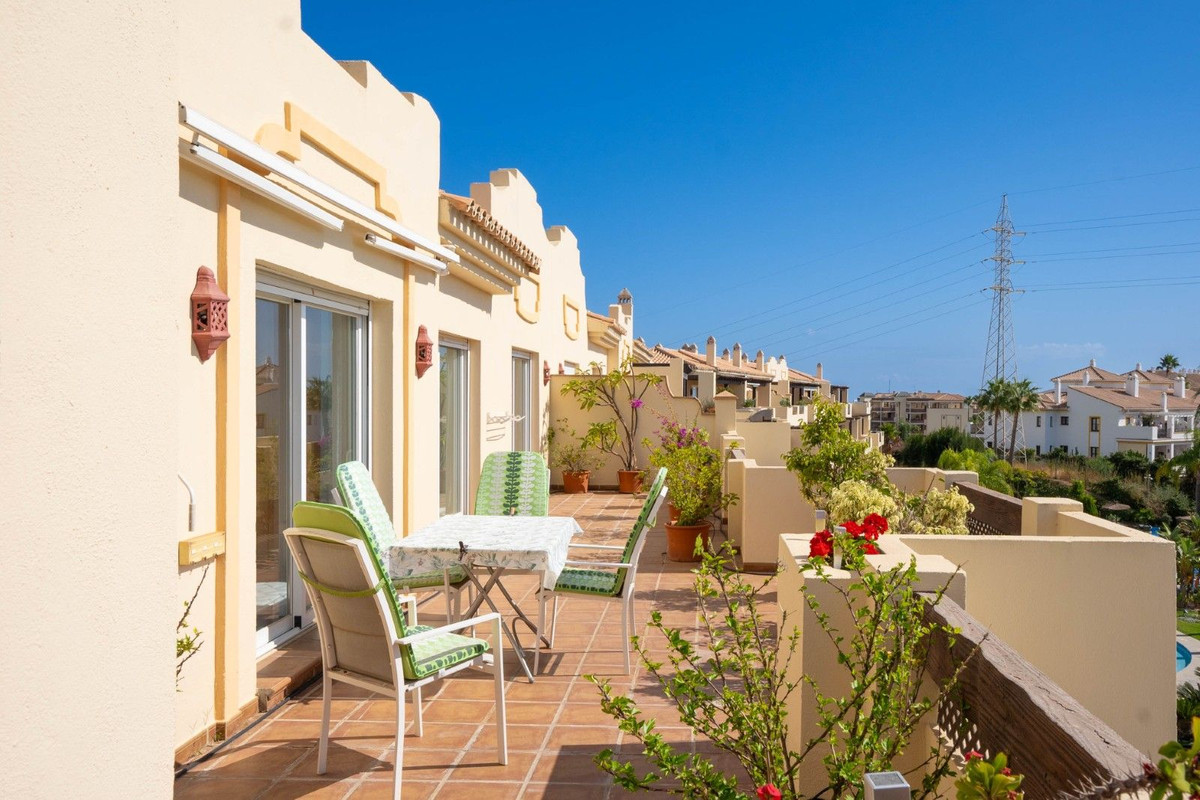 3 Bedroom Penthouse in Mijas - Photo 7