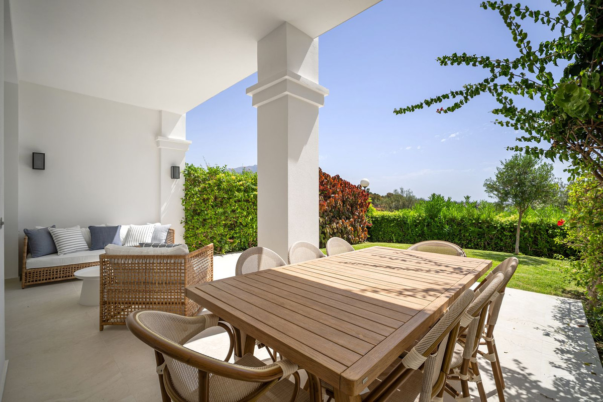 4 Bedroom Townhouse in Benahavís - Фото 11