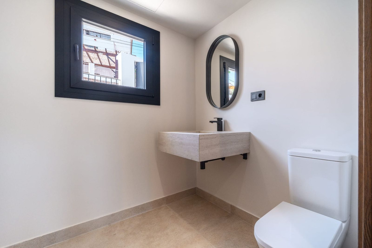 5 Bedroom Villa in Mijas - Photo 13
