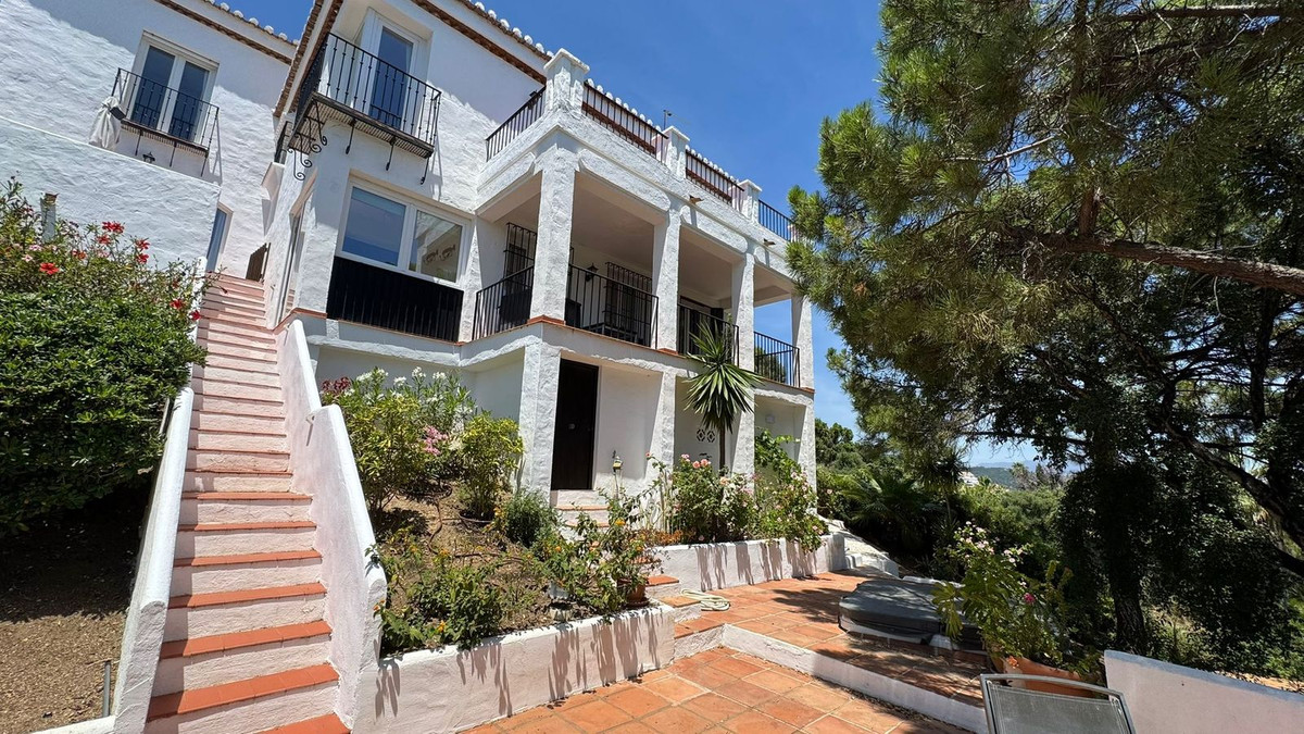 3 Bedroom Villa in Estepona - Photo 45
