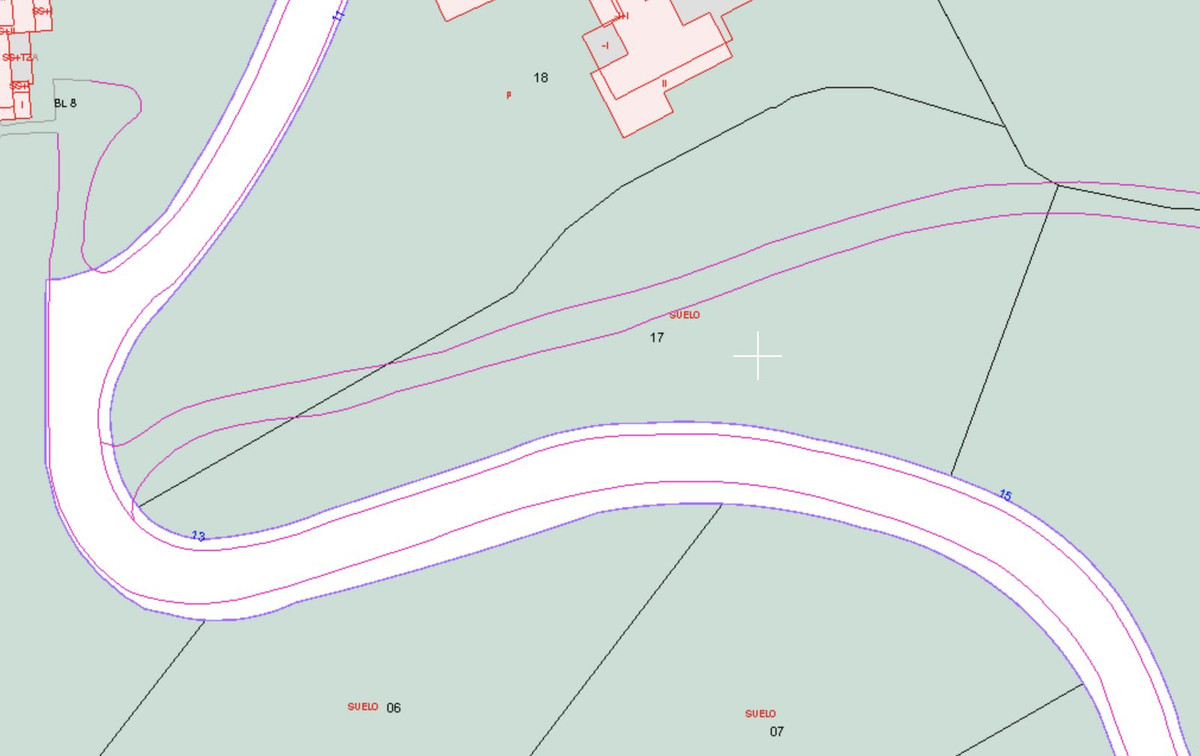 1,899 m² Plot in Marbella - Photo 9