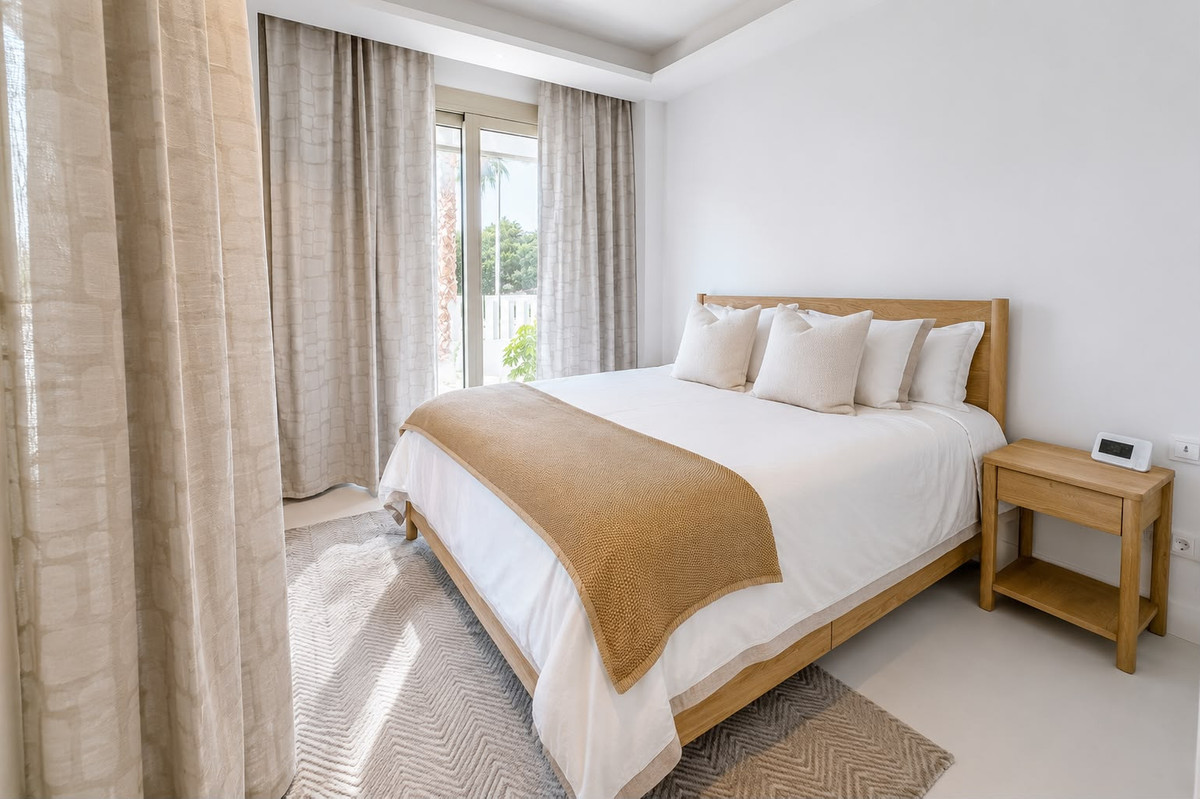 3 Bedroom Apartment in Marbella - Photo 30