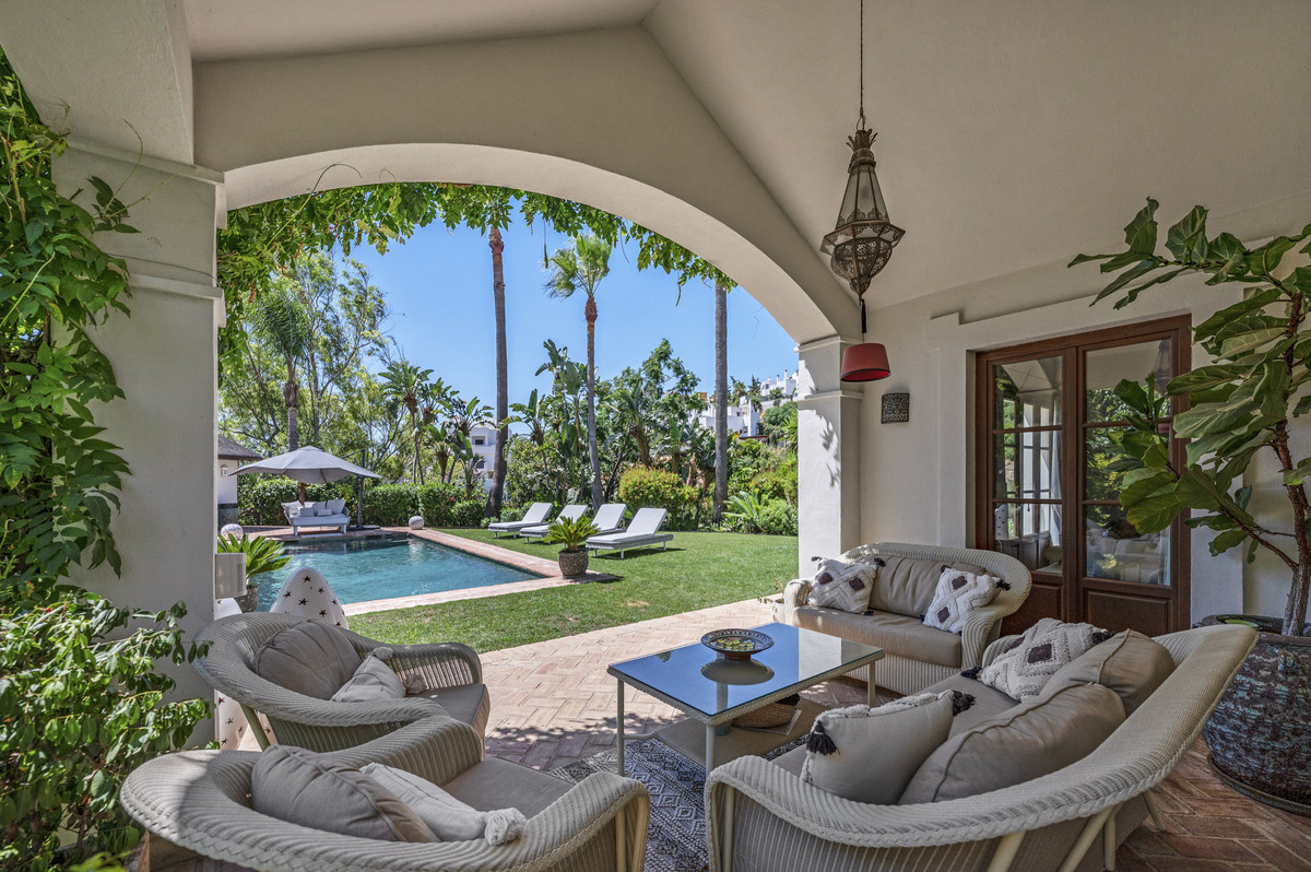 4 Bedroom Villa in Estepona - Foto 32