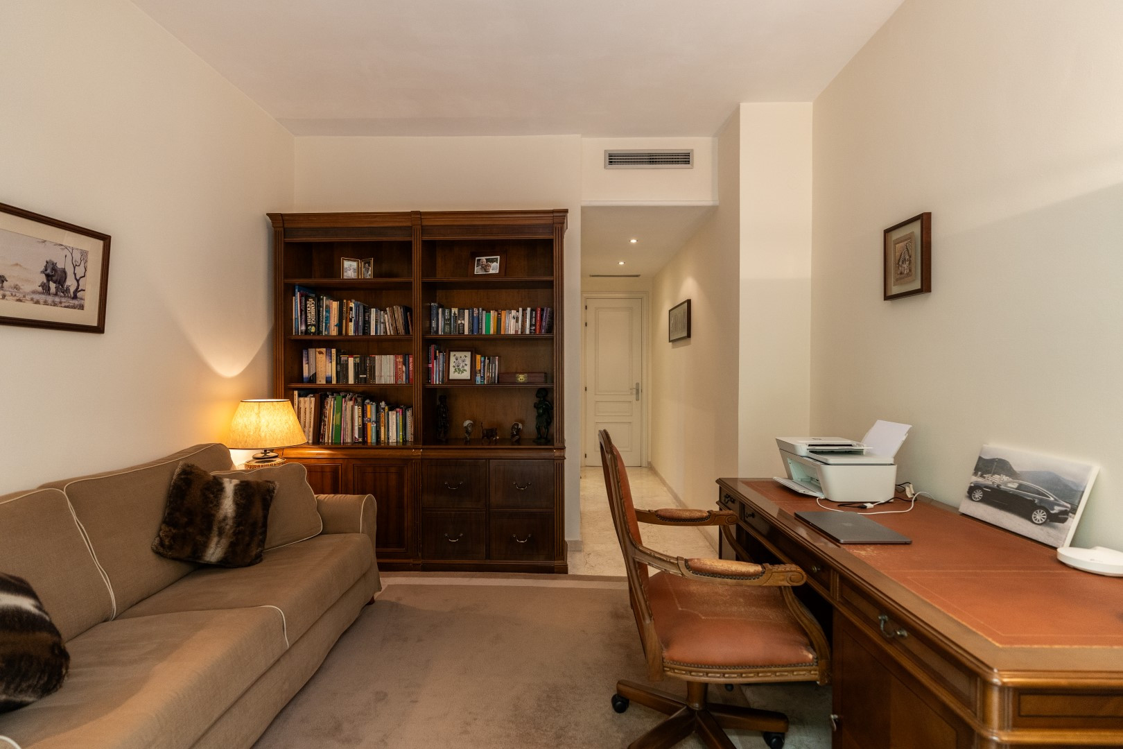 3 Bedroom Apartment in Marbella - Photo 33