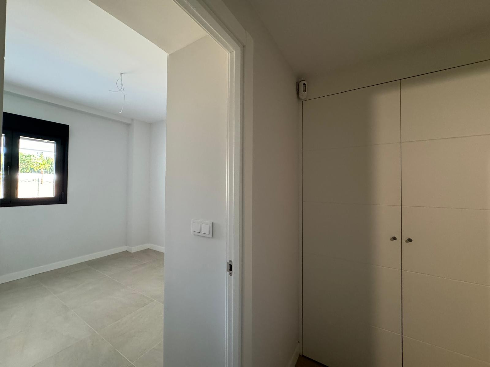 2 Bedroom Apartment in Estepona - Photo 8
