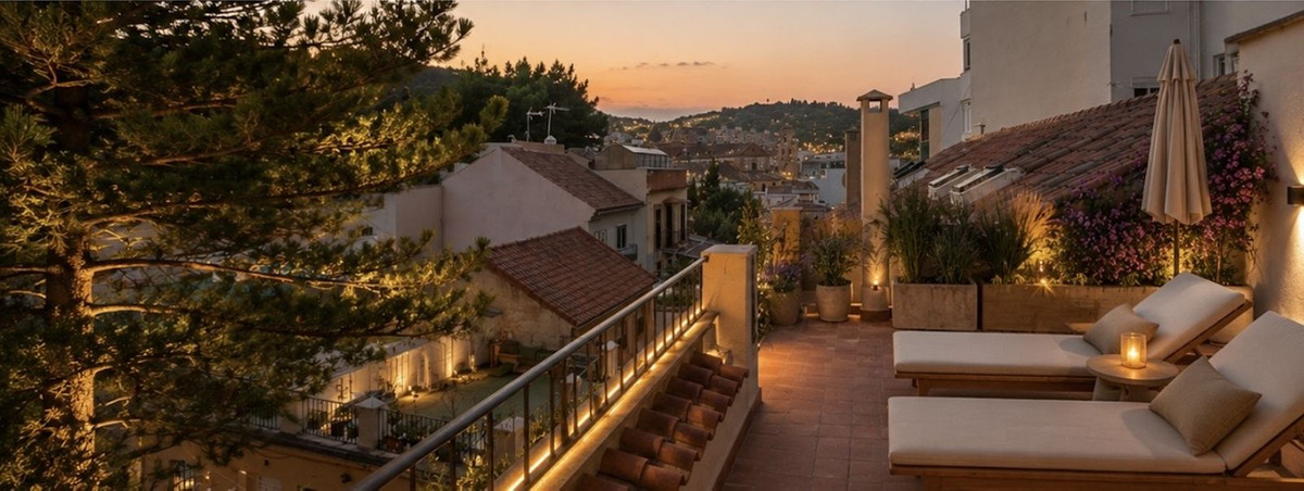 10 Bedroom Townhouse in Málaga - Photo 10