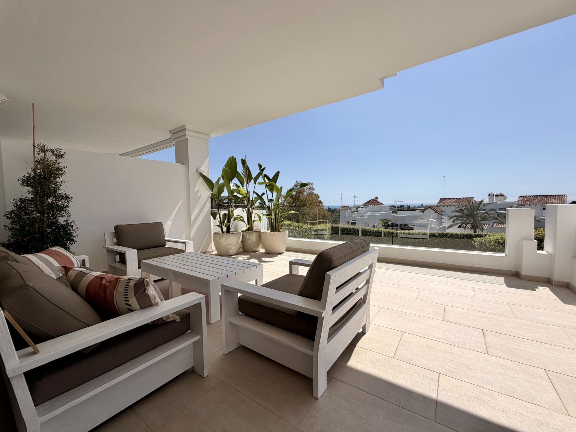 3 Bedroom Apartment in Marbella - Photo 17
