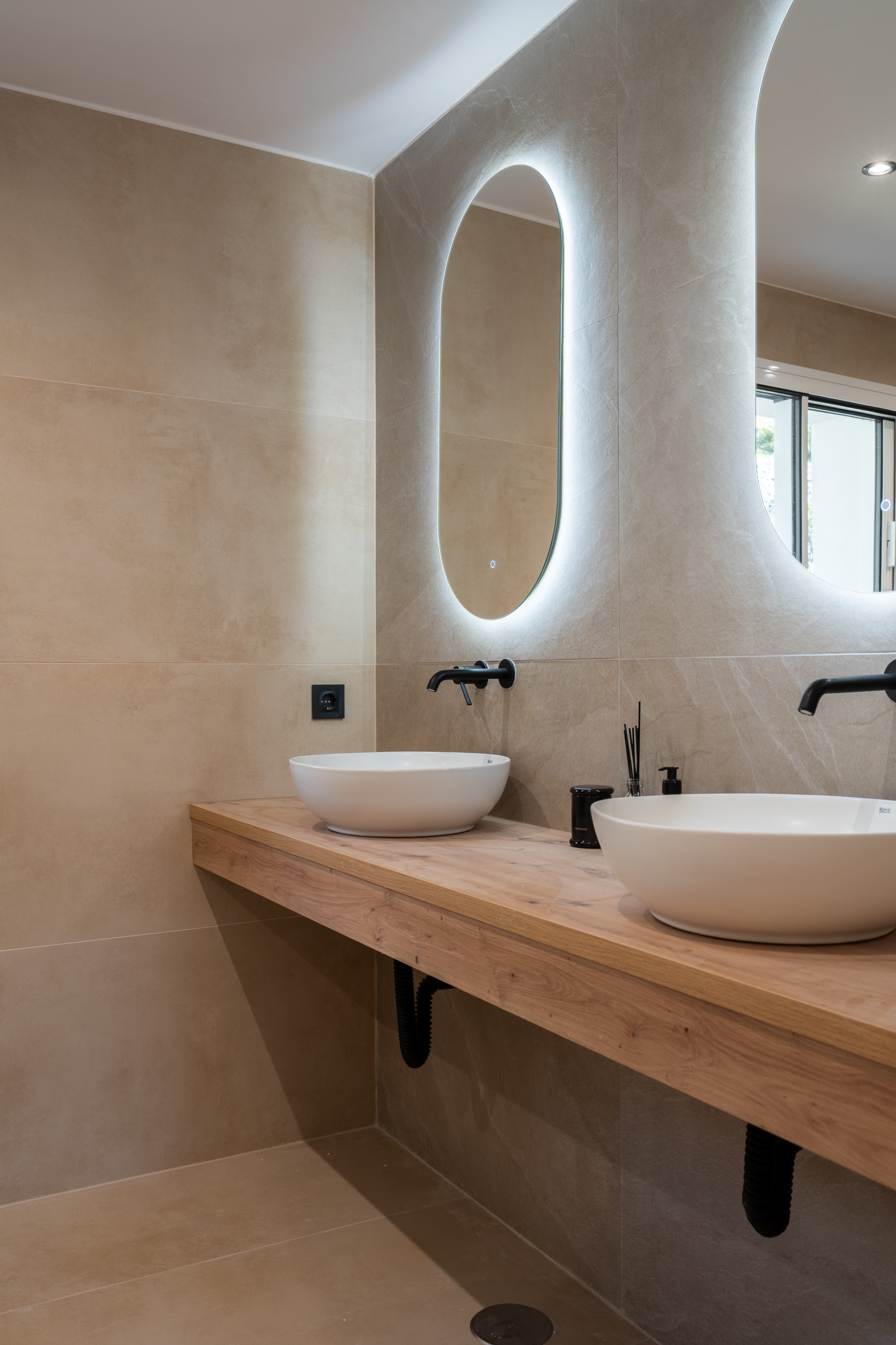 3 Bedroom Penthouse in Benahavís - Photo 28