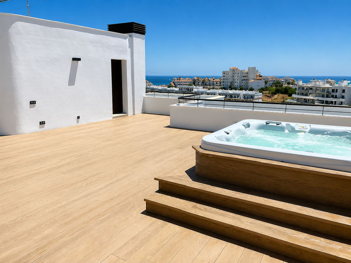 3 Bedroom Penthouse in Estepona