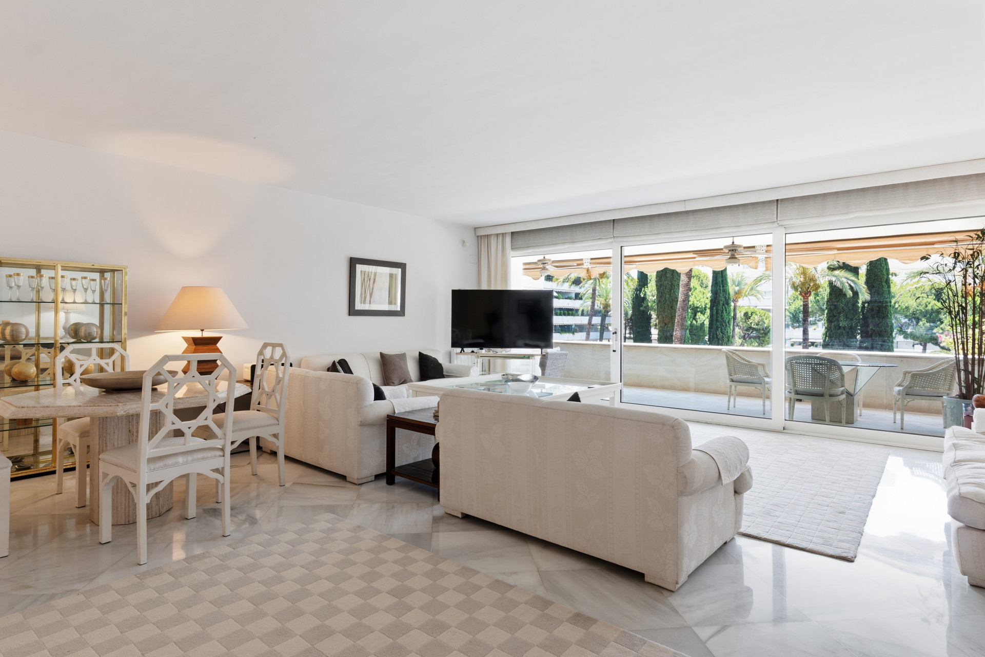 3 Bedroom Apartment in Marbella - Photo 7
