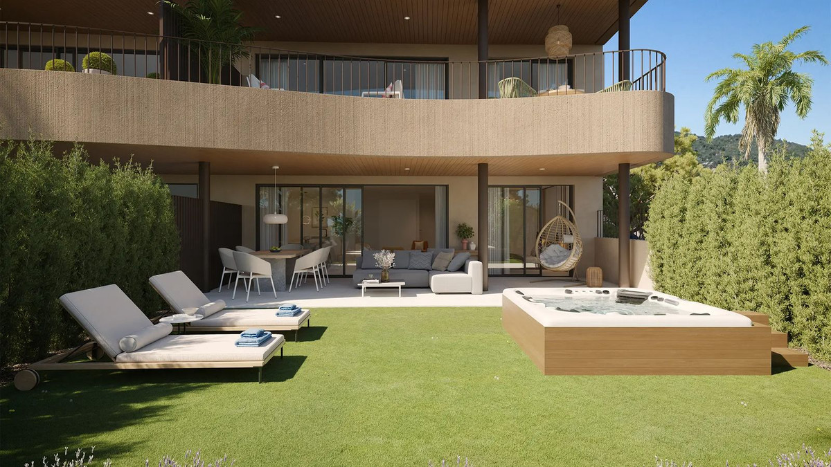 1 Bedroom Apartment in Fuengirola - Photo 4