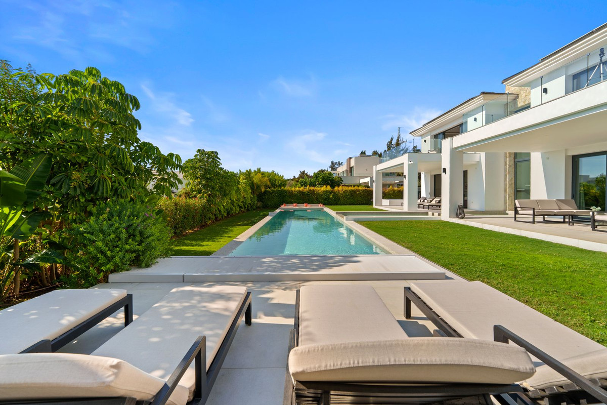 6 Bedroom Villa in Benahavís - Foto 23