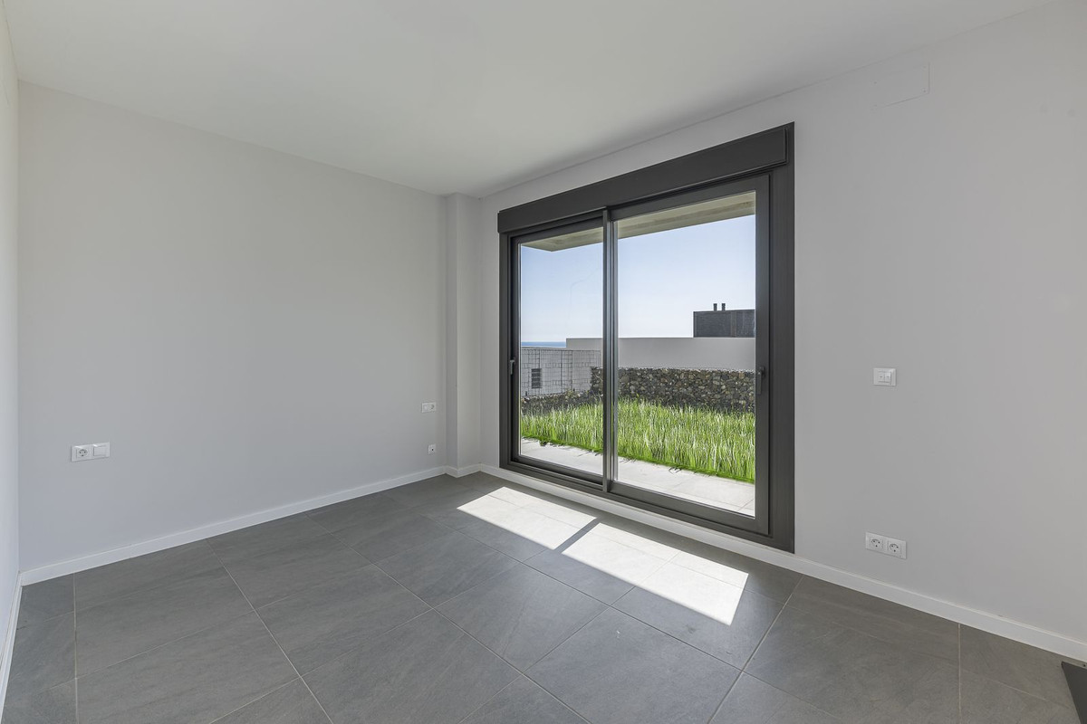 3 Bedroom Townhouse in Mijas - Photo 25