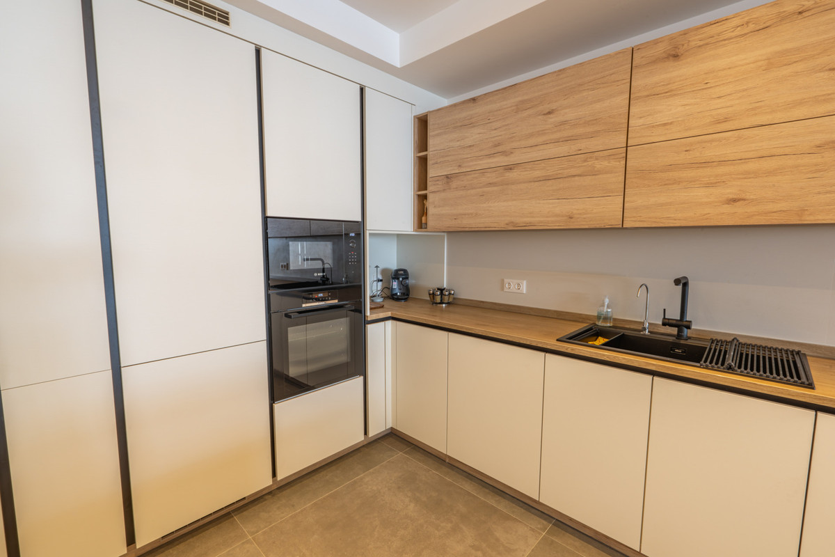 2 Bedroom Apartment in San Pedro de Alcántara - Фото 9