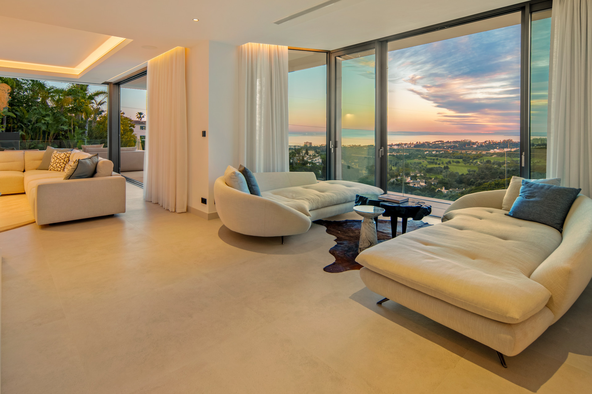 4 Bedroom Villa in Marbella - Фото 44