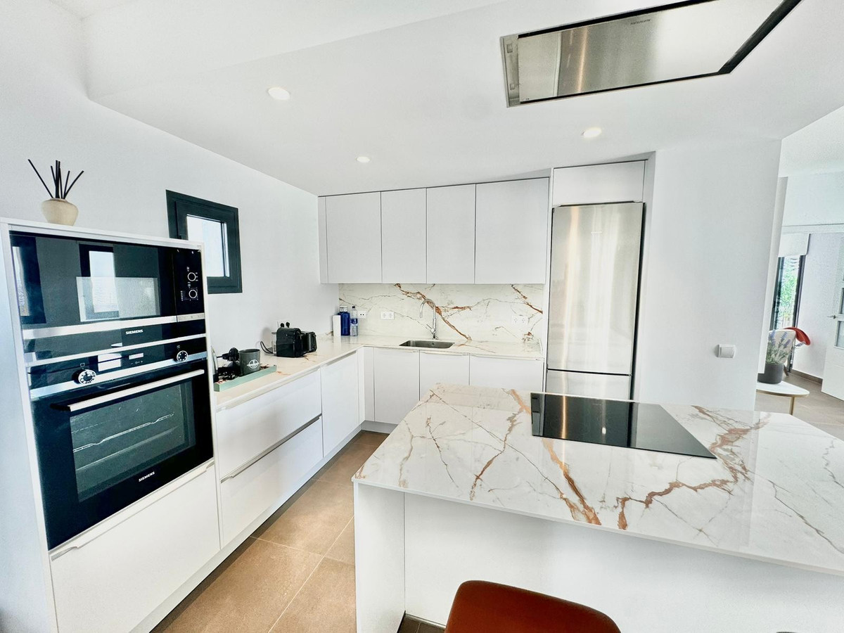 3 Bedroom Apartment in Marbella - Foto 4