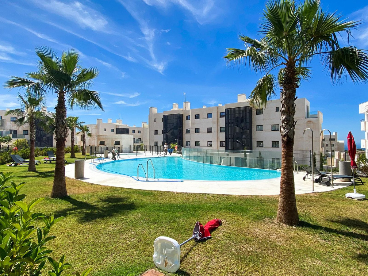 3 Bedroom Apartment in Fuengirola - Photo 20