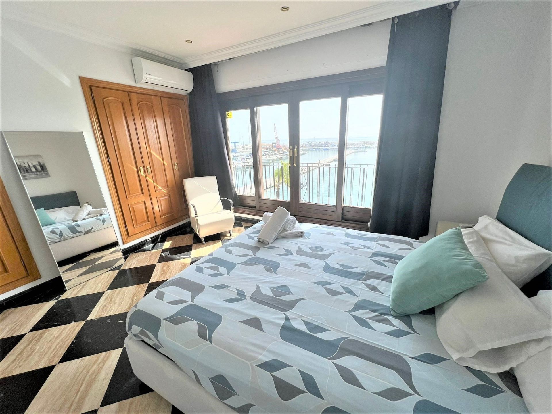 3 Bedroom Apartment in Marbella - Foto 12