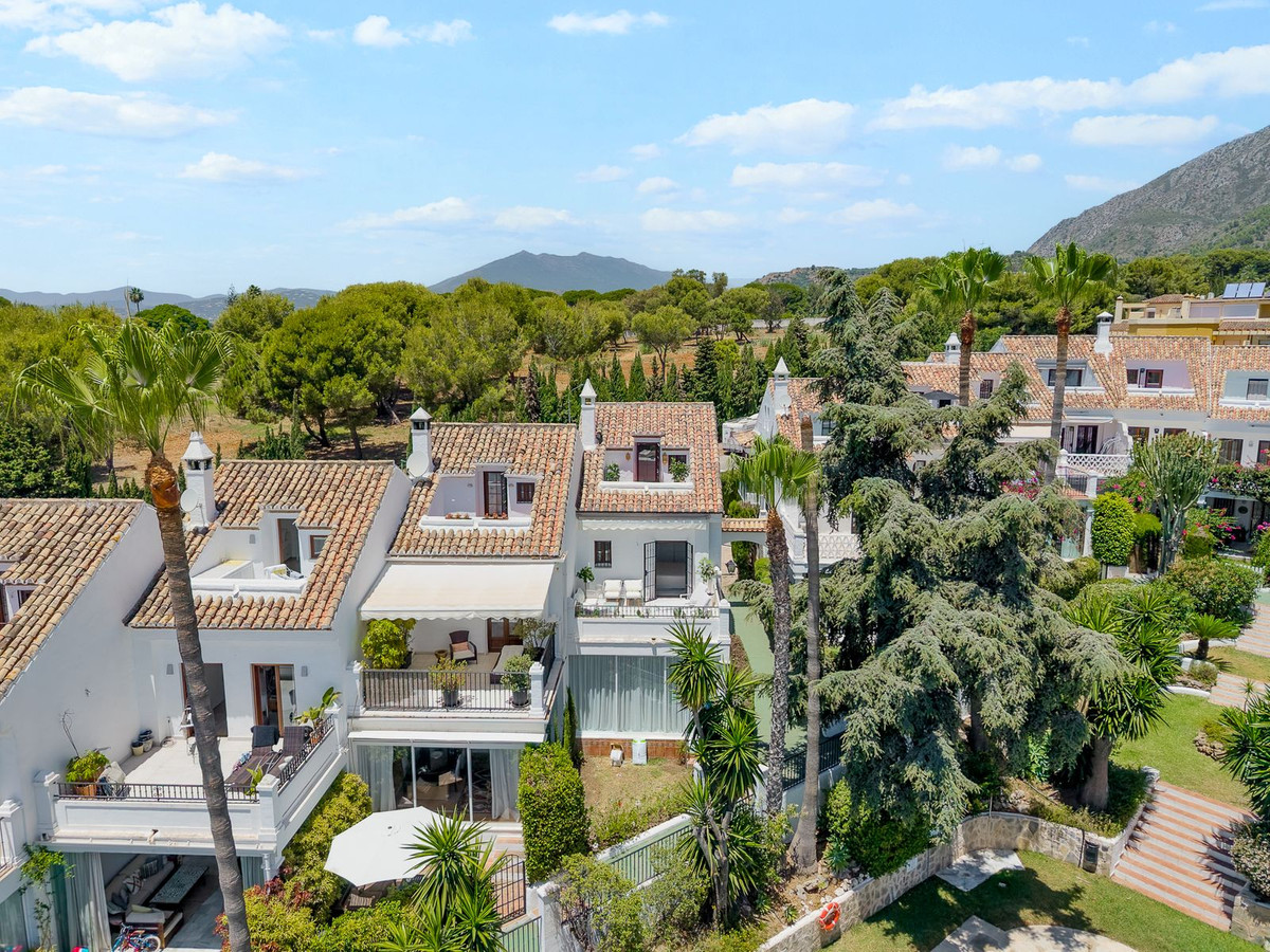 3 Bedroom Villa in Marbella - Photo 30