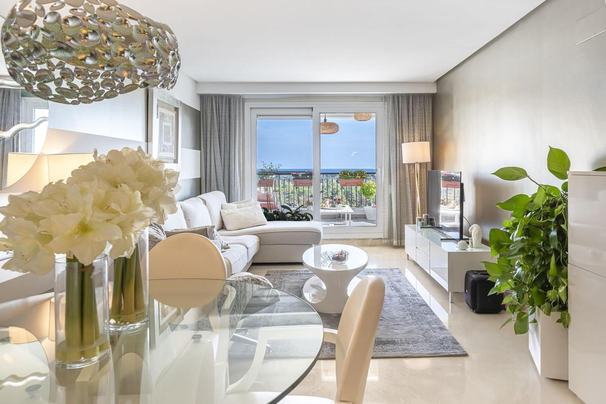 2 Bedroom Penthouse in Benahavís - Фото 3
