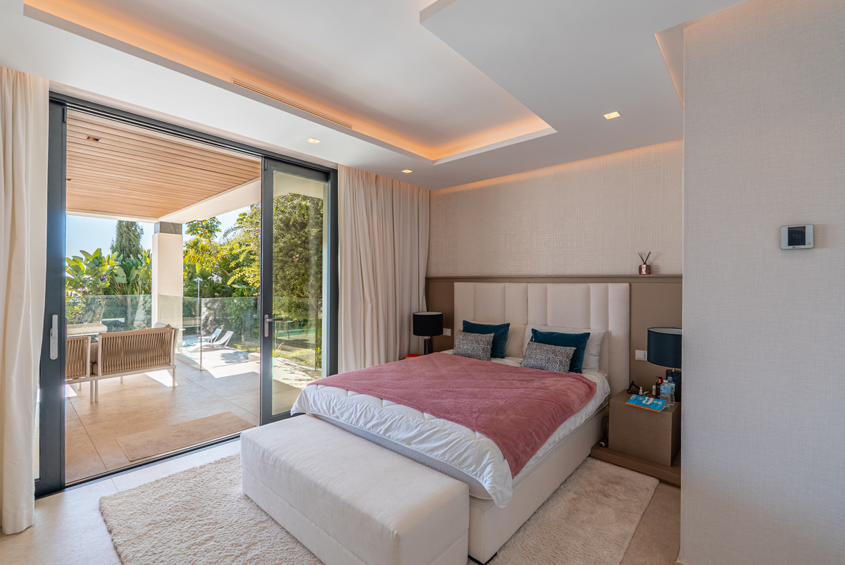 4 Bedroom Villa in Benahavís - Foto 16