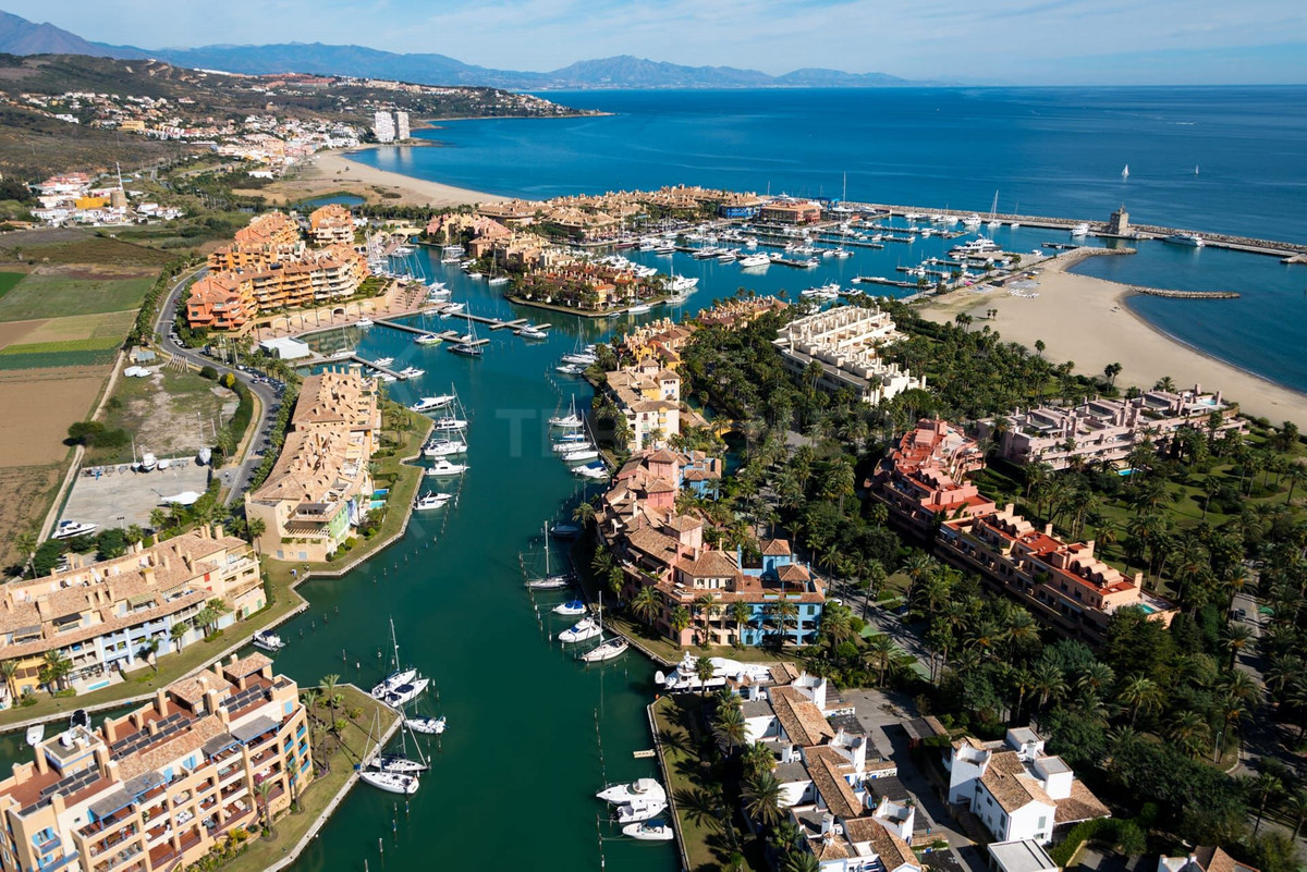 2,536 m² Plot in Sotogrande - Photo 16