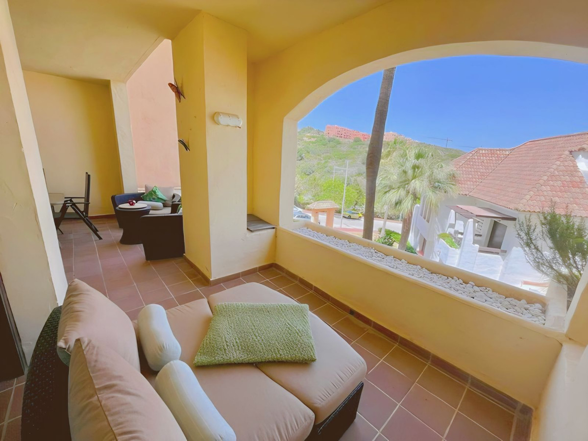 2 Bedroom Apartment in La Duquesa - Foto 14