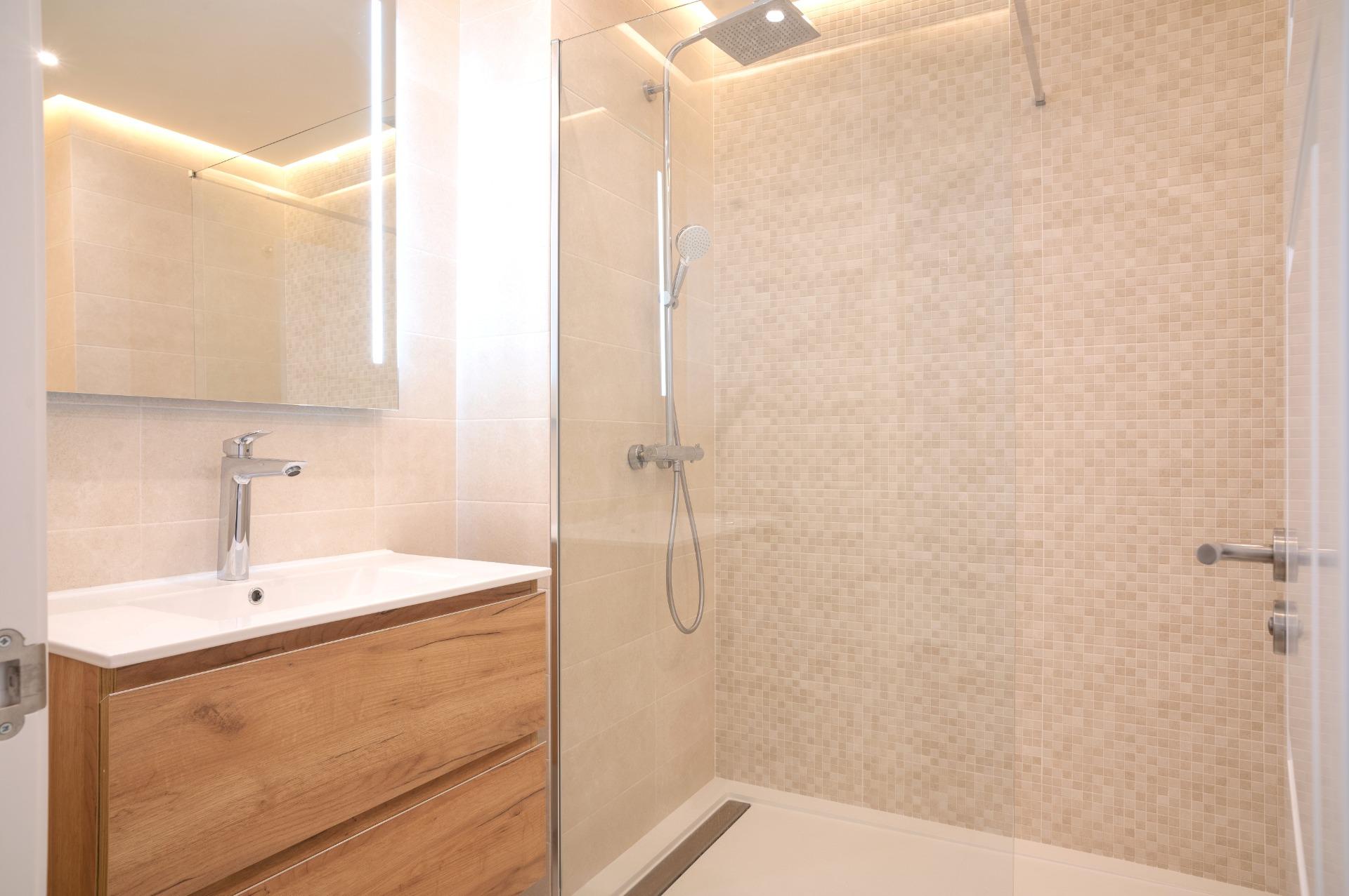 6 Bedroom Villa in Mijas - Photo 36