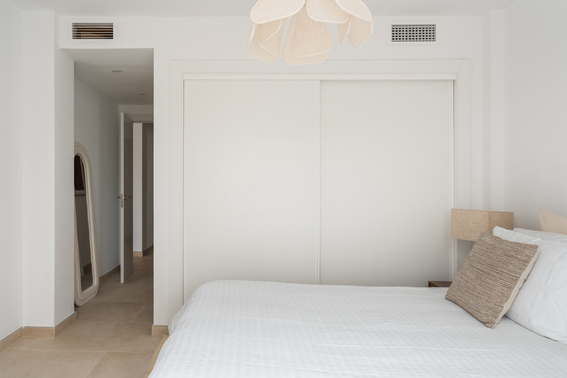2 Bedroom Apartment in Benahavís - Foto 10