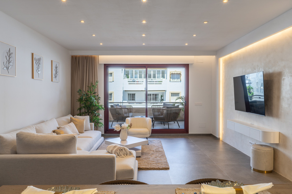 2 Bedroom Apartment in San Pedro de Alcántara - Фото 4