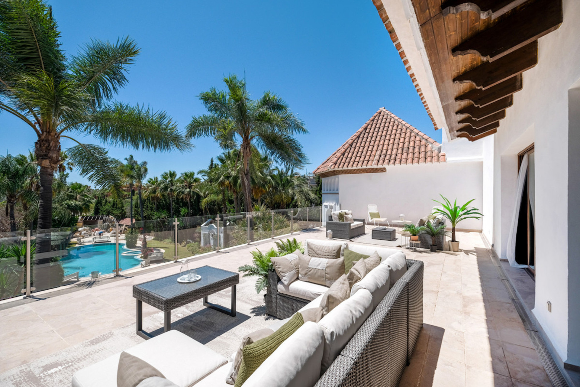 10 Bedroom Villa in Marbella - Photo 17
