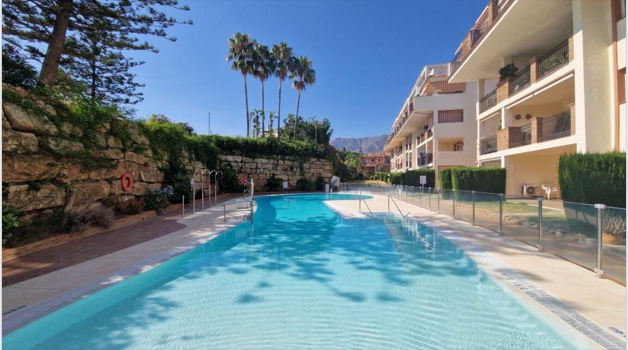 2 Bedroom Apartment in Mijas - Фото 4