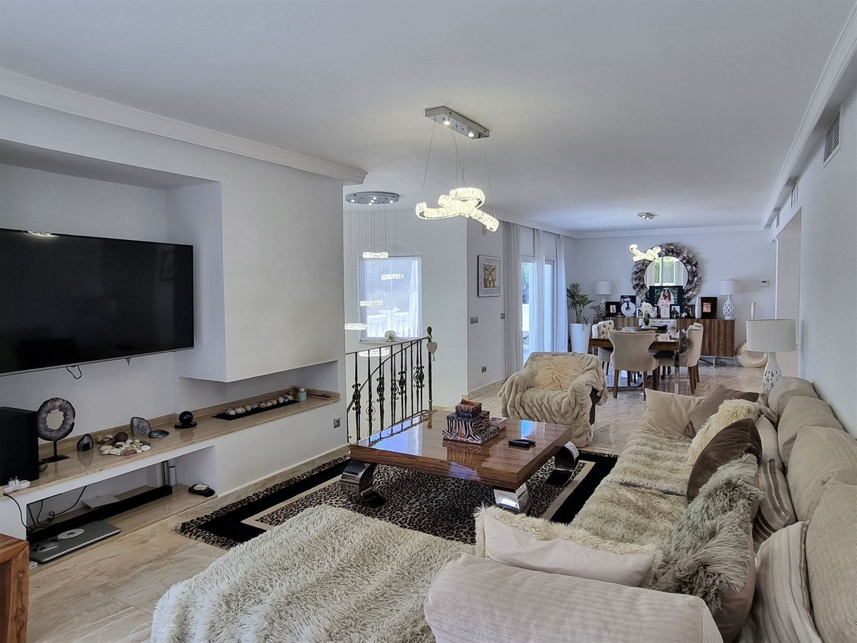 5 Bedroom Villa in Marbella - Foto 21
