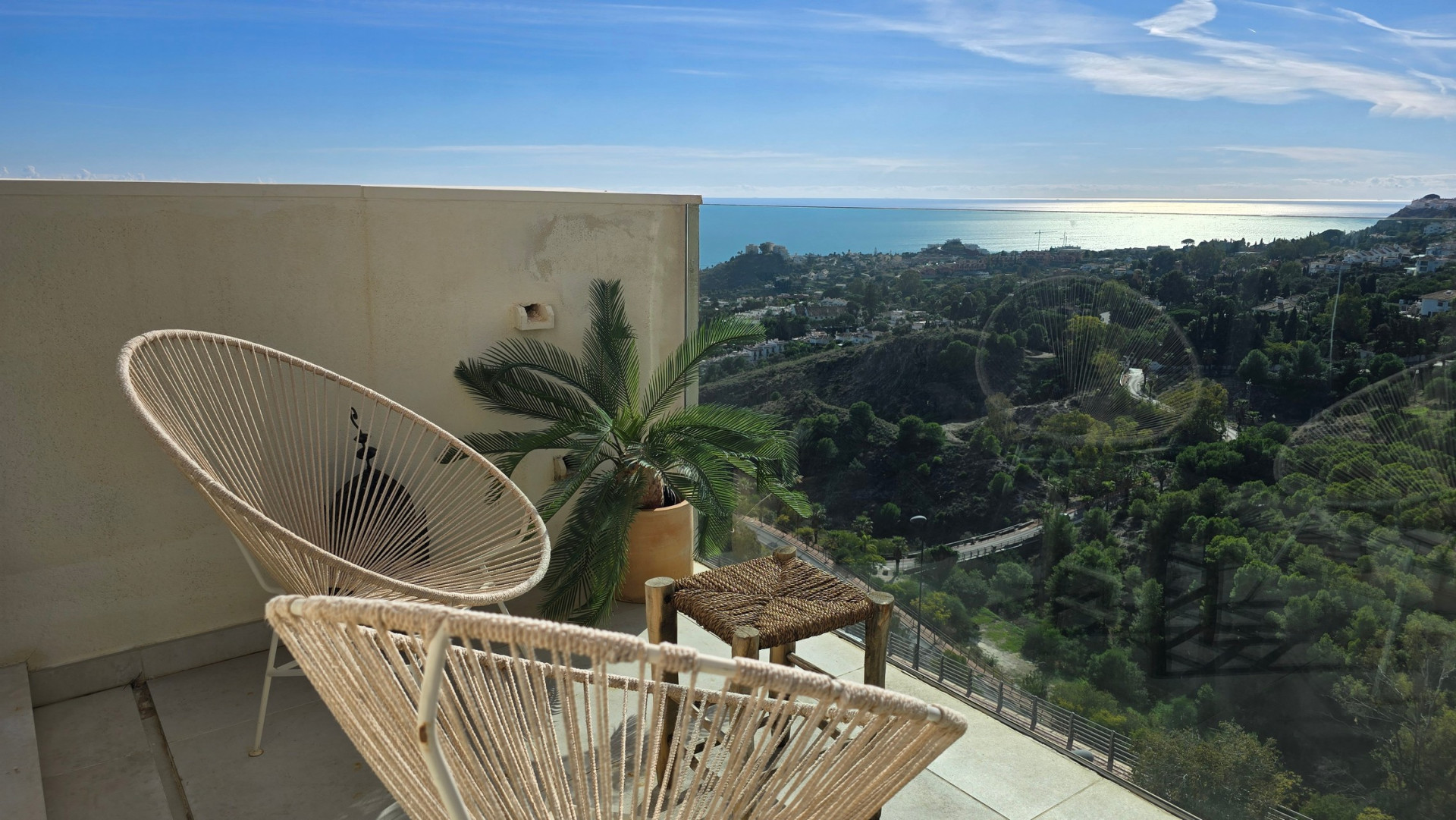 2 Bedroom Apartment in Benalmádena - Photo 16